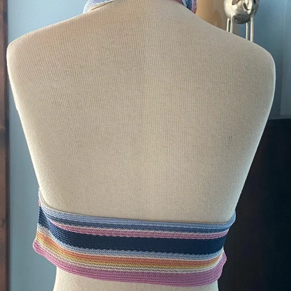 Crop Top - Picture 2 of 5